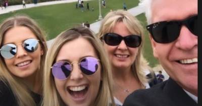 Phillip Schofield shares selfie as he reunites with wife Steph to celebrate daughter's birthday - www.manchestereveningnews.co.uk