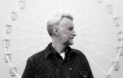Billy Bragg announces details of 10th studio album, ‘The Million Things That Never Happened’ - www.nme.com