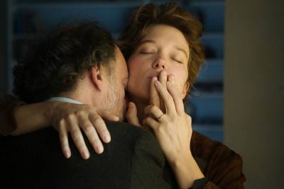 ‘Deception’: Arnaud Desplechin’s Chatty Philip Roth Adaptation With Léa Seydoux Needs Less Talking, More Action [Cannes Review] - theplaylist.net