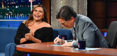 Stephen Colbert Walked In on Mindy Kaling In Her Bra Before 'Late Show' Taping - www.justjared.com