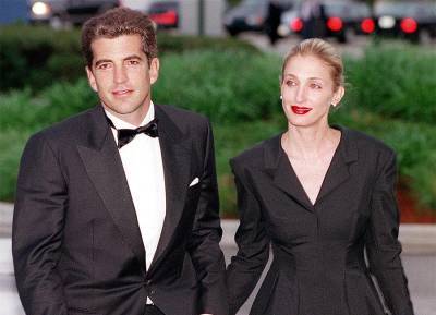 A look back at the life of John F Kennedy Jr and his wife Carolyn Bessette 22 years after their tragic death - evoke.ie - New York - state Connecticut