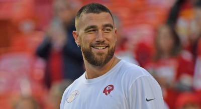 NFL Star Travis Kelce Reveals Everyone's Been Pronouncing His Name Wrong for Years, Shocks His Teammates! - www.justjared.com - Kansas City