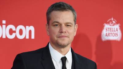 Matt Damon's 15-Year-Old Daughter Refuses to Watch His 'Good' Movies So She Can Mock Him - www.etonline.com