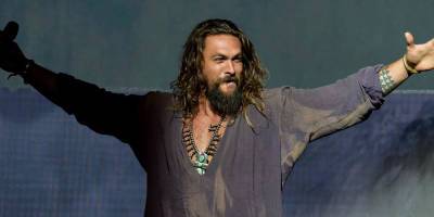 Jason Momoa Tells Fans He's Going Blonde For 'Aquaman 2'! - www.justjared.com - county Arthur - county Curry