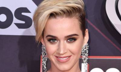 Katy Perry got into a messy food fight while in Prague - us.hola.com - California - city Prague