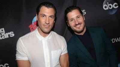 Maks and Val Chmerkovskiy Take ET Inside Rehearsals for 'Stripped Down' Tour (Exclusive) - www.etonline.com