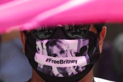 Britney Spears’ Co-Conservator Doesn’t Want A Piece Of Singer’s Life; Wealth Management Firm “Respects Her Wishes” - deadline.com - USA