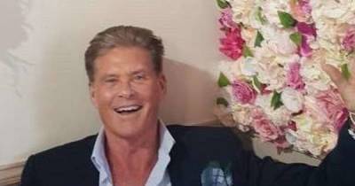 David Hasselhoff stuns pub after turning up for two-year-old's birthday party - www.msn.com - Britain