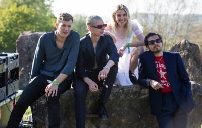 Watch Wolf Alice’s blistering live performance of ‘Smile’ - www.nme.com - Jordan