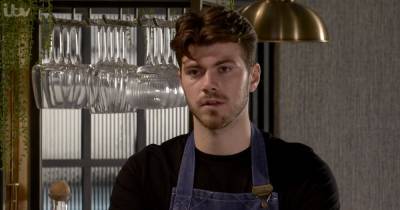 Coronation Street: Curtis reveals 'life-threatening' heart condition and says he could 'drop dead' - www.ok.co.uk