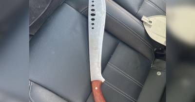 Police recover huge machete from back of stolen vehicle in Leigh - www.manchestereveningnews.co.uk