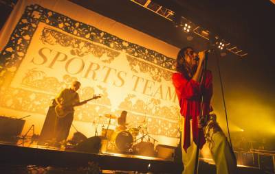 Sports Team, Frank Turner and more play first full capacity gigs since England’s COVID restrictions lifted - www.nme.com