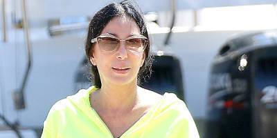 Cher Rocks Neon Yellow & Pink While Wrapping Up Her Vacation in Europe - www.justjared.com - France - Italy