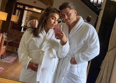 TOWIE star Lauren Goodger is ‘so in love’ as she welcomes her first baby - evoke.ie
