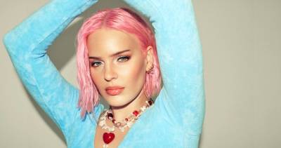 Anne-Marie reveals she scrapped an entire album in 2019 before writing new record Therapy - www.officialcharts.com - Britain