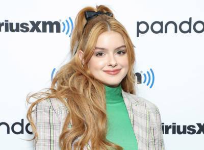 Ariel Winter Says She ‘Fully Supports’ Britney Spears, Recalls Being Emancipated At 17 - etcanada.com