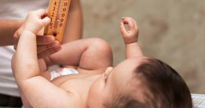 How to keep your baby cool during the heatwave including damp towels over radiator - www.ok.co.uk