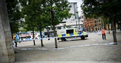 Man, 38, fighting for life after being attacked in Piccadilly Gardens - www.manchestereveningnews.co.uk - Manchester