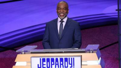 LeVar Burton: 'Jeopardy!' host gig began 'scary,' ended fun - abcnews.go.com - Los Angeles