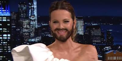 Kate Beckinsale Comes Into Her 'Sexual Element' With a Beard - www.justjared.com