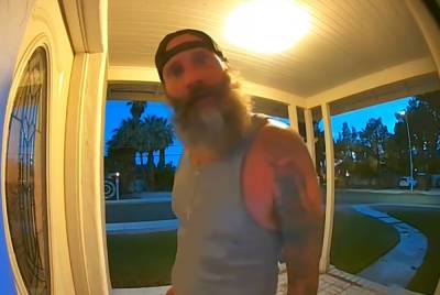 Doorbell Camera Captures Disturbing Moment Stranger Asks Woman To Come Outside So He Can Rape & Kill Her - perezhilton.com - Las Vegas