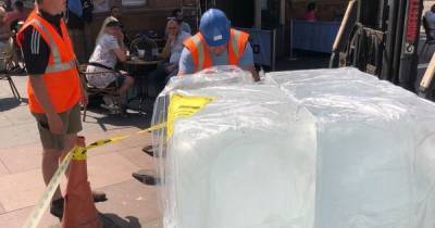 Scots confused after two giant ice blocks dumped on Glasgow street - www.dailyrecord.co.uk - Scotland