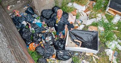 Scots residents in street turned into illegal dump plagued by giant rats and swarms of flies - www.dailyrecord.co.uk - Scotland