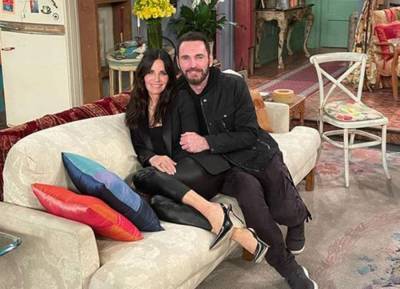 Courteney Cox’s birthday tribute to Johnny McDaid will give you all the feels - evoke.ie - Ireland