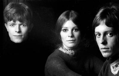 David Bowie collaborator, guitarist John Hutchinson, has died - www.nme.com