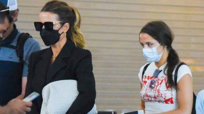 Kate Beckinsale reunites with daughter after admitting to not seeing her for 2 years due to the coronavirus - www.foxnews.com - New York