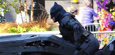 'The Flash' Set Photos Seem to Confirm Ben Affleck's Batman Scenes Are Being Filmed Now! - www.justjared.com - Scotland
