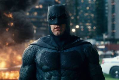 Bruce Wayne - Andy Muschietti - Ezra Miller - Tim Burton - Michael Keaton - Ben Affleck - ‘The Flash’ first look: Ben Affleck’s Batman gets new suit, Batcycle - nypost.com - Scotland - county Wayne