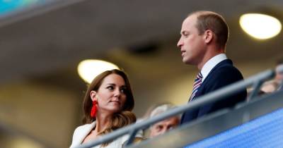 Kate and William 'facing hellish 2022' as The Crown dredges up Duke's childhood in 'PR crisis' - www.ok.co.uk