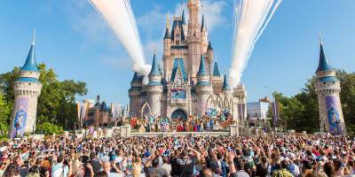 Walt Disney World Area in 'Crisis Mode' Amid Surging Coronavirus Numbers - www.justjared.com - Florida