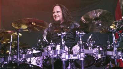 Joey Jordison, Slipknot Co-Founder and Drummer, Dead at 46 - www.etonline.com