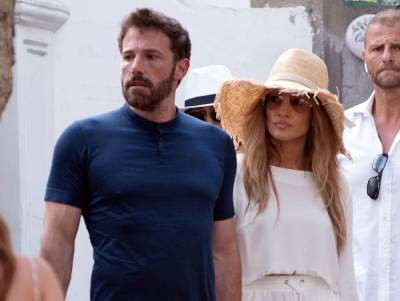 Ben Affleck & Jennifer Lopez Enjoy Romantic Getaway In Capri - etcanada.com - Italy