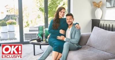 Steps star Lee Latchford-Evans and wife Kerry welcome their first child: 'We are so in love!' - www.ok.co.uk
