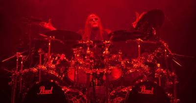 Joey Jordison: Rock and metal world pays tribute as Slipknot drummer and founding member dies aged 46 - www.officialcharts.com - state Iowa