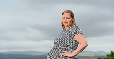 Heavily pregnant Scots woman forced to stand outside hospital for 40 minutes for midwife appointments - www.dailyrecord.co.uk - Scotland