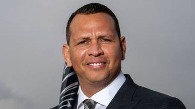 Alex Rodriguez posts thirst trap on Instagram, asks fans if they prefer him in a suit or shirtless: '1 or 2?' - www.foxnews.com - New York