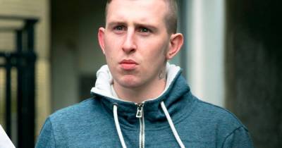 'Soft touch poster boy' back behind bars after being found with mobile phone in cell - www.dailyrecord.co.uk