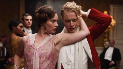 Lily James Dances a Seductive Waltz in Amazon's 'The Pursuit of Love' First Look (Exclusive) - www.etonline.com - Britain