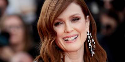 Here's What Julianne Moore Thinks About The Phrase 'Aging Gracefully' - www.justjared.com