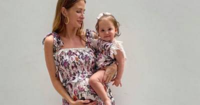 Millie Mackintosh cradles bump as she and daughter Sienna wear matching outfits - www.ok.co.uk - Taylor - Chelsea