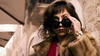 Lady Gaga's Character Plots an Assassination in 'House of Gucci' Trailer - www.etonline.com - Italy