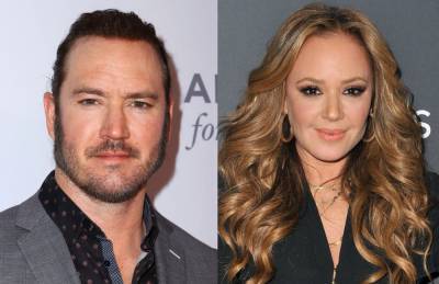 Mark-Paul Gosselaar And Leah Remini Admit They Had ‘Undeniable Chemistry’ And ‘Real Kisses’ On ‘Saved By The Bell’ - etcanada.com