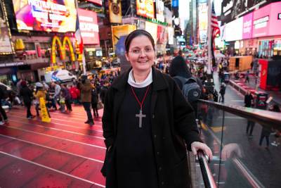 Viral NJ nun stuns TikTok with godly glow and skin care tips - nypost.com - New York - Los Angeles - Hollywood - California