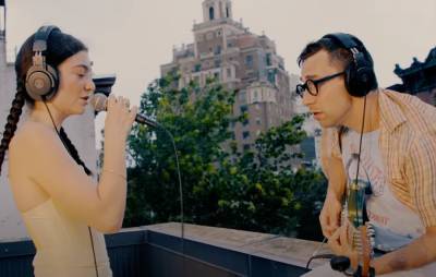 Watch Lorde and Jack Antonoff perform ‘Solar Power’ on a blustery rooftop - www.nme.com - county Jack