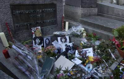 Fans pay tribute to The Doors’ Jim Morrison on 50th anniversary of his death - www.nme.com
