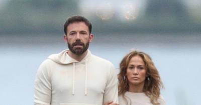 Ben Affleck and Jennifer Lopez adopts each other's style during vacation - www.wonderwall.com - county Hampton